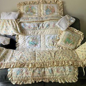 Quiltex Beatrix Potter Peter Rabbit Yellow Crib Quilt 7 piece Bedding Set